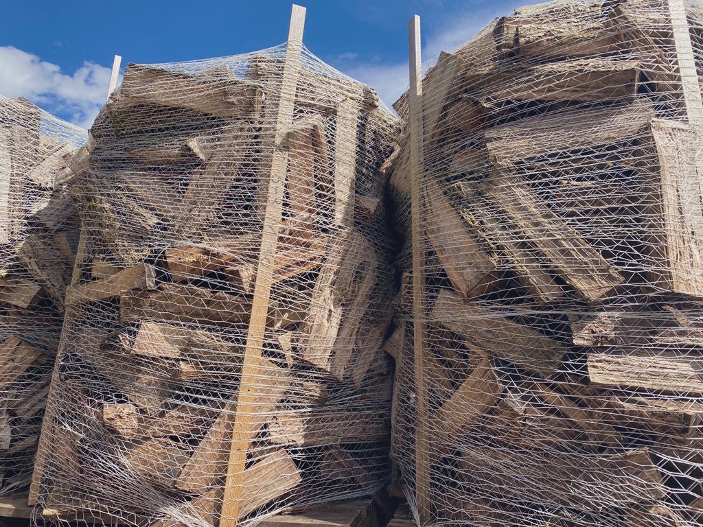 大糸木材の割薪