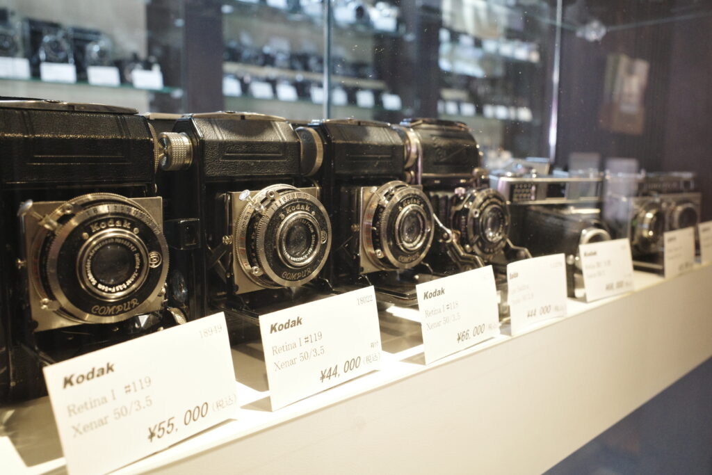 舶来の珍しいカメラもたくさんある
