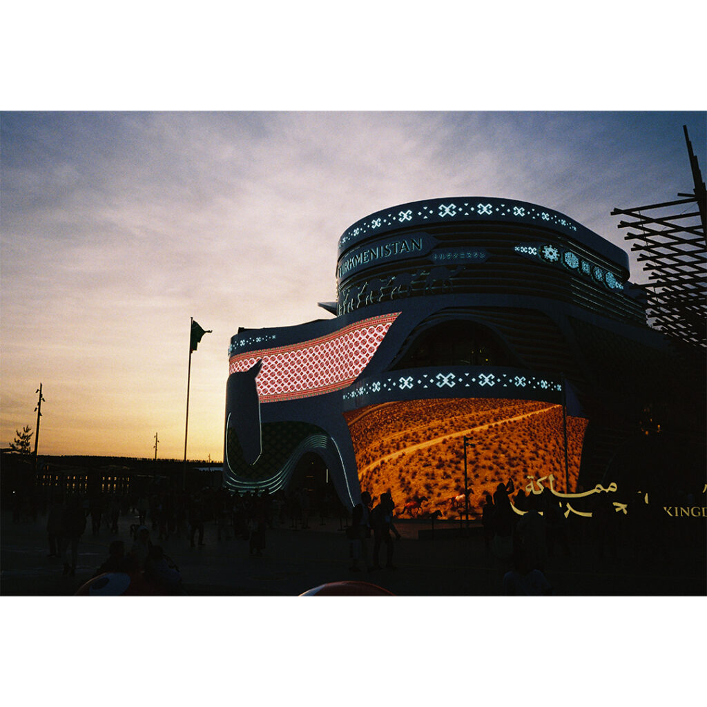 CONTAX TVS レビュー|T2・T3より安くて優秀?知る人ぞ知る高級コンパクトカメラ