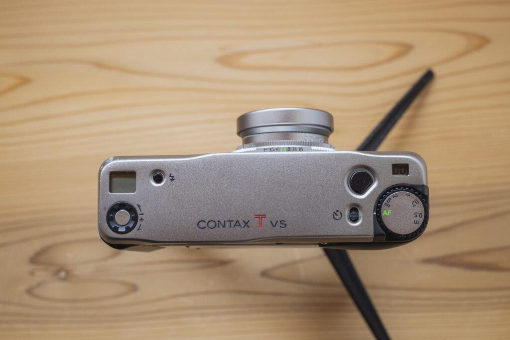 CONTAX TVS レビュー|T2・T3より安くて優秀?知る人ぞ知る高級コンパクトカメラ