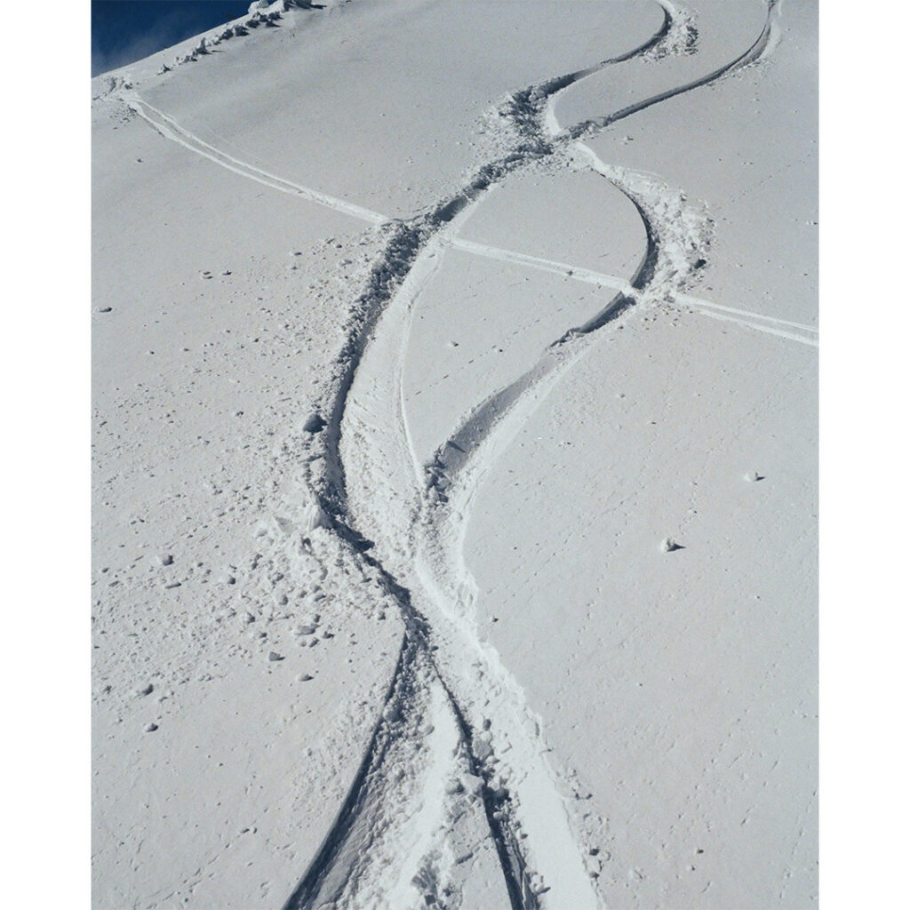【Rollei35】雪面のライン